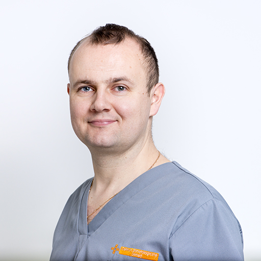 lekarz stomatolog spec. chirurgii stomatologicznej, implanty Michał Karpiński